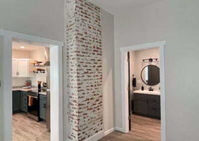 935 Division St - 1 Bedroom / 1 Bath