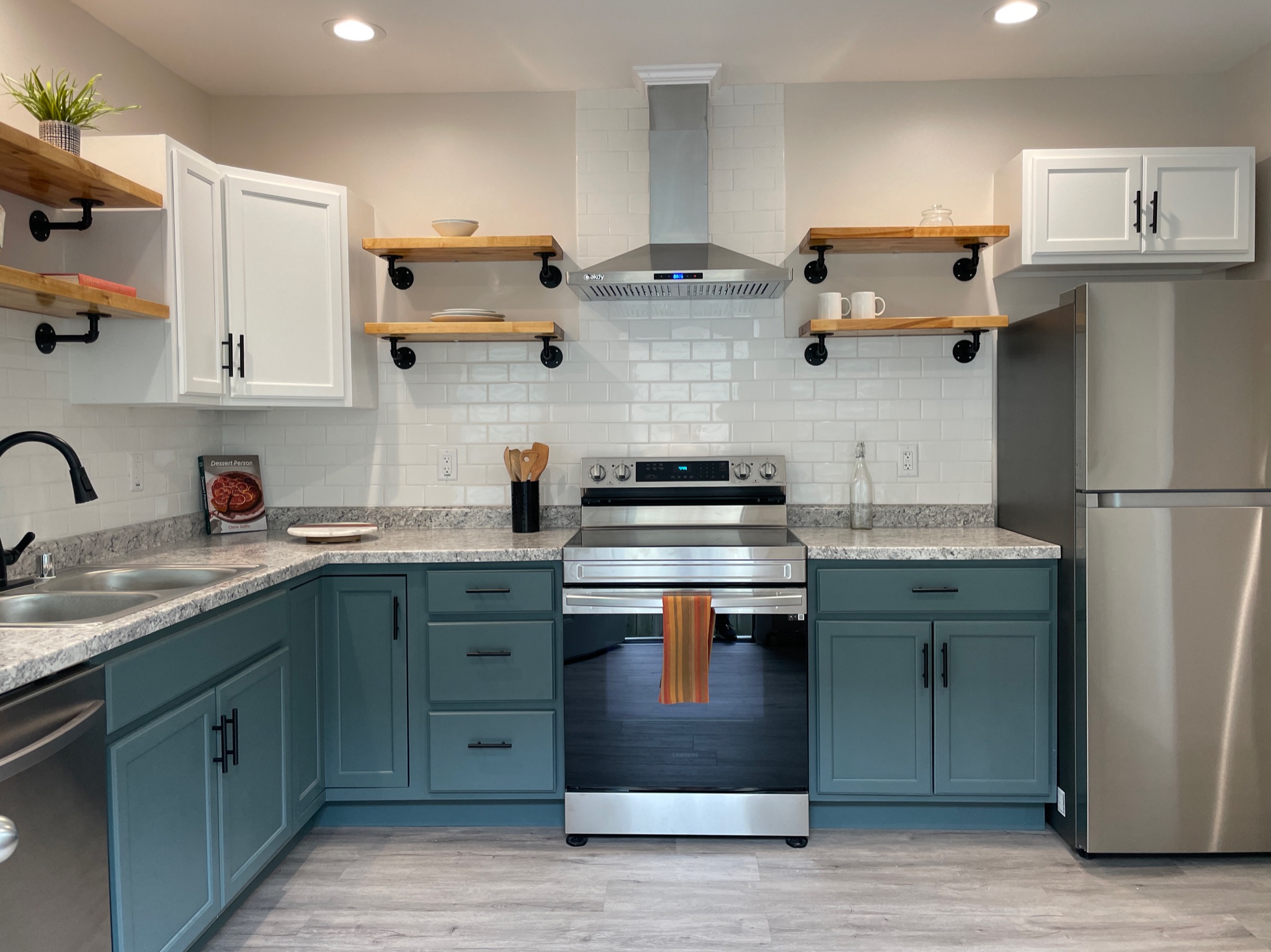 935 Division St - 1 Bedroom / 1 Bath 935 Division St - 1 Bedroom / 1 Bath