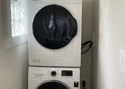 935 Division St - 1 Bedroom / 1 Bath