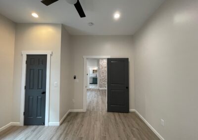 935 Division St - 1 Bedroom / 1 Bath
