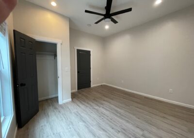935 Division St - 1 Bedroom / 1 Bath