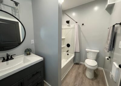 935 Division St - 1 Bedroom / 1 Bath