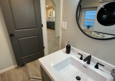 Spacious 3 Bed/1 Bath
