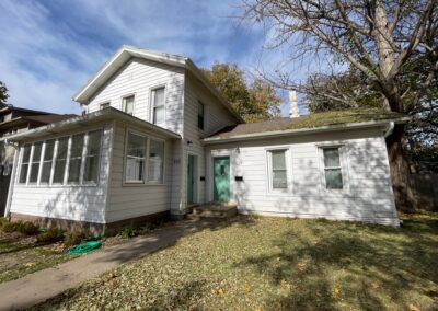 Spacious 3 Bed/1 Bath