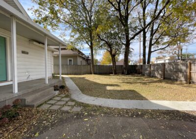 Spacious 3 Bed/1 Bath