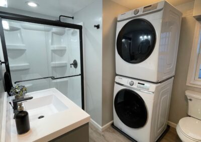 Spacious 3 Bed/1 Bath