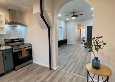 Spacious 3 Bed/1 Bath