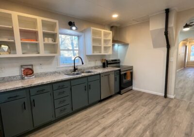 Spacious 3 Bed/1 Bath