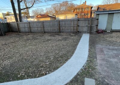 Spacious 3 Bed/1 Bath