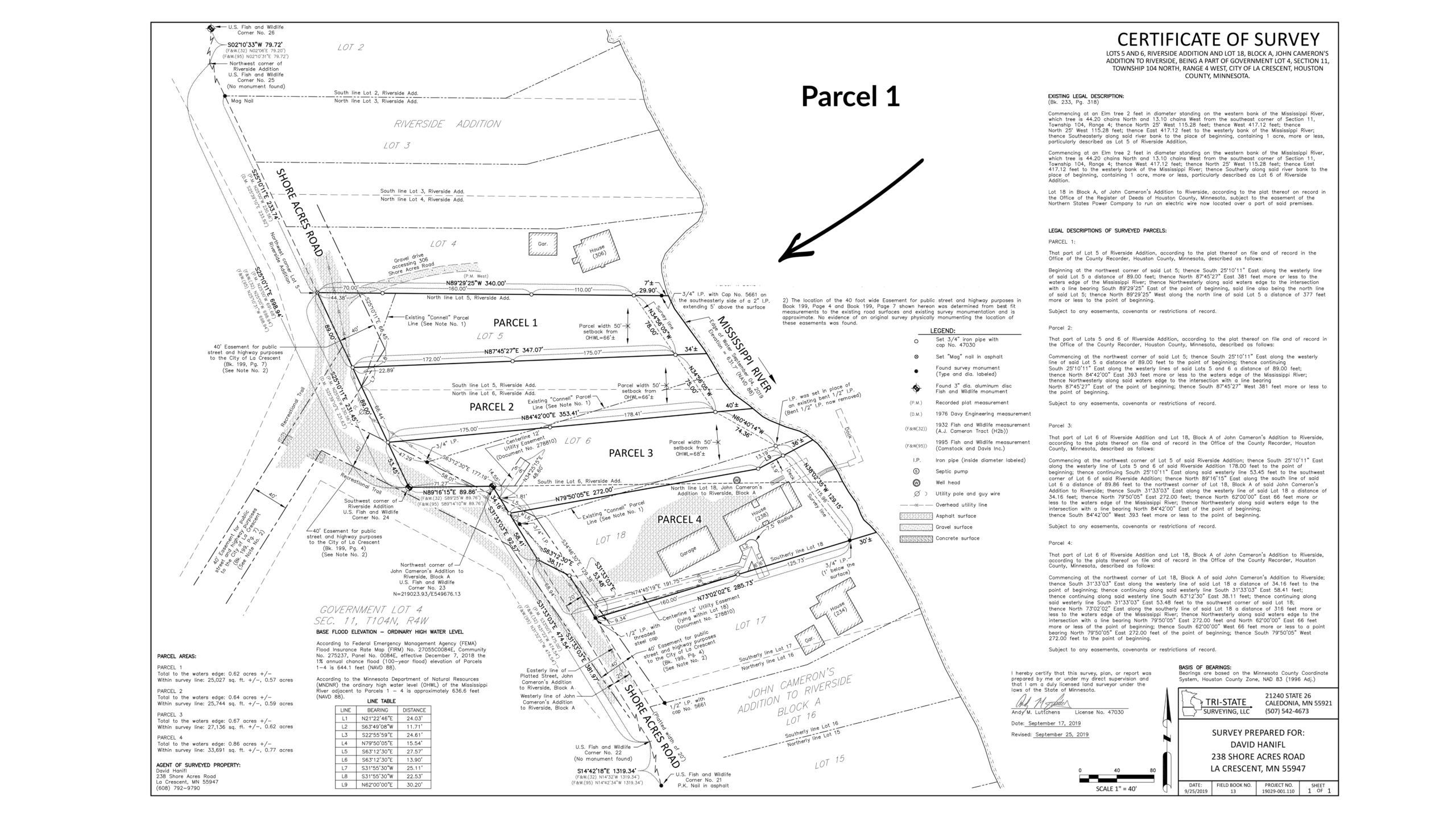 Rare Mississippi Riverfront Acreage • La Crescent, Minnesota Rare Mississippi Riverfront Acreage • La Crescent, Minnesota